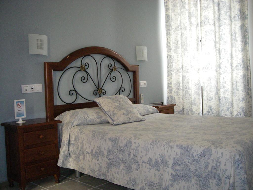 Hostal Azahar Кордоба Екстериор снимка
