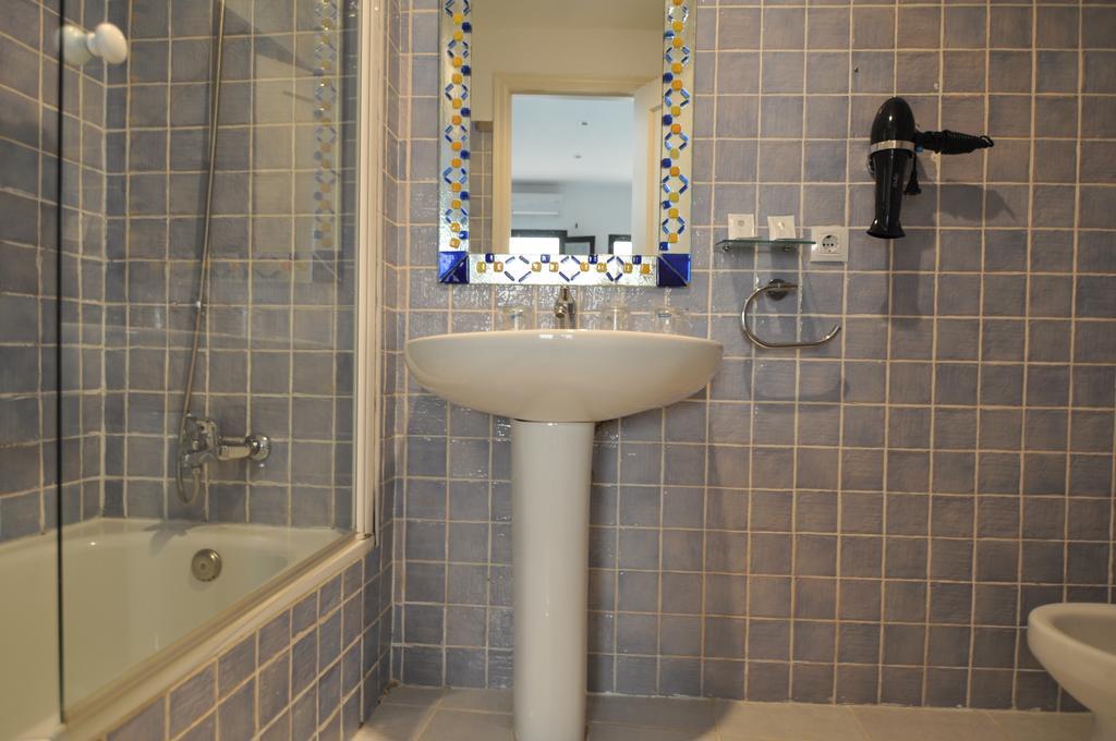 Hostal Azahar Кордоба Екстериор снимка