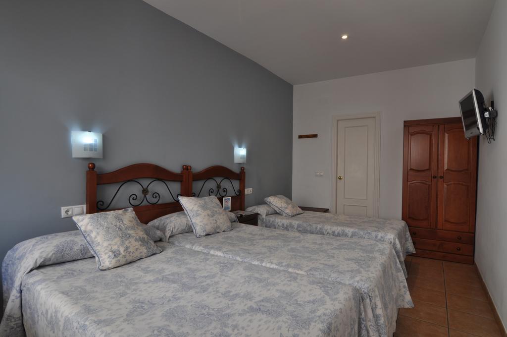 Hostal Azahar Кордоба Екстериор снимка