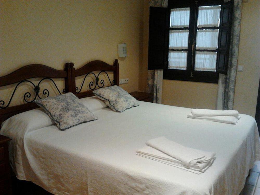 Hostal Azahar Кордоба Екстериор снимка