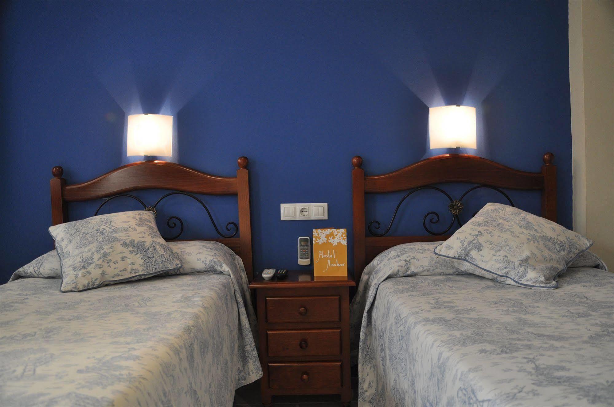 Hostal Azahar Кордоба Екстериор снимка