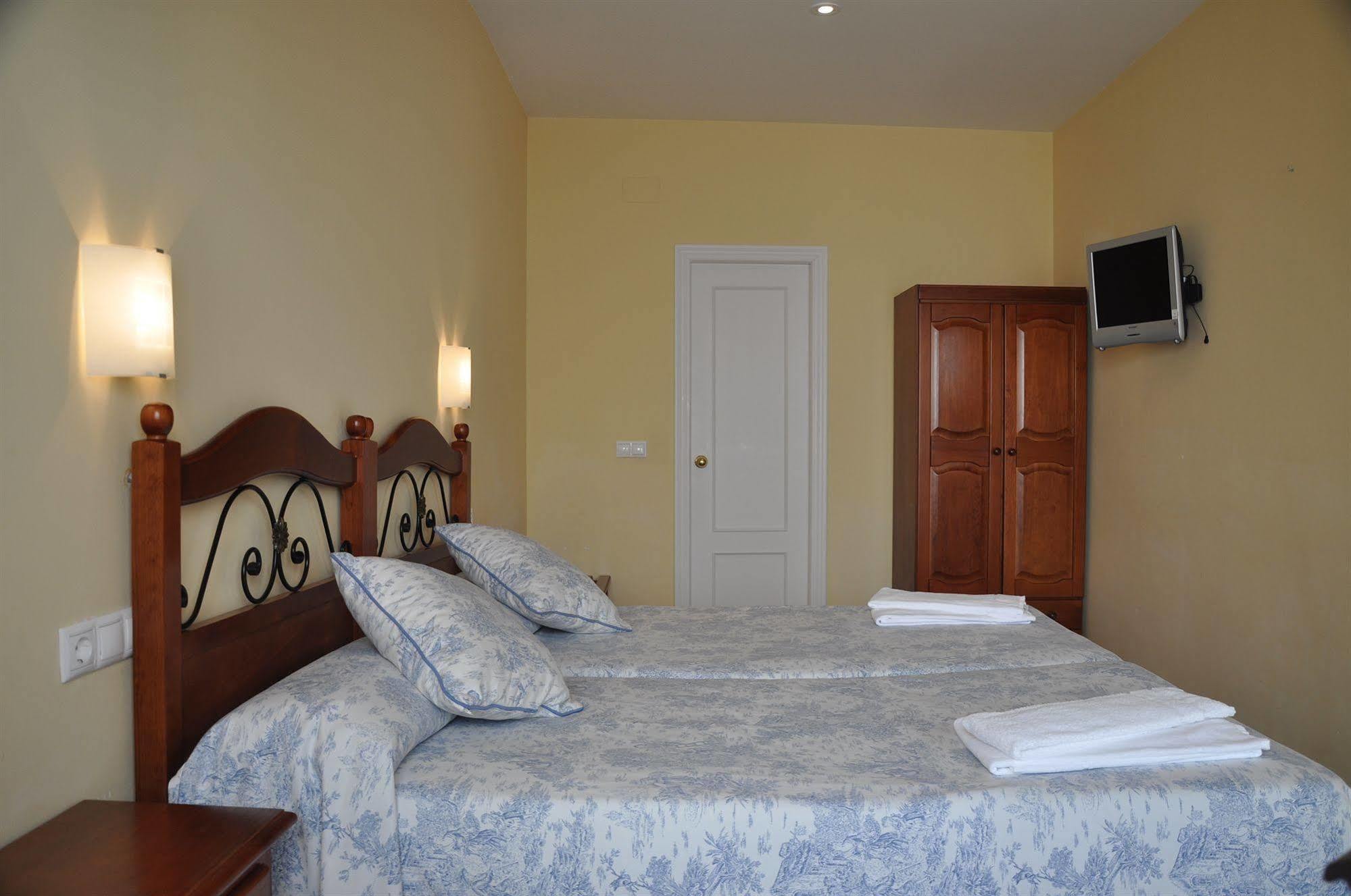 Hostal Azahar Кордоба Екстериор снимка